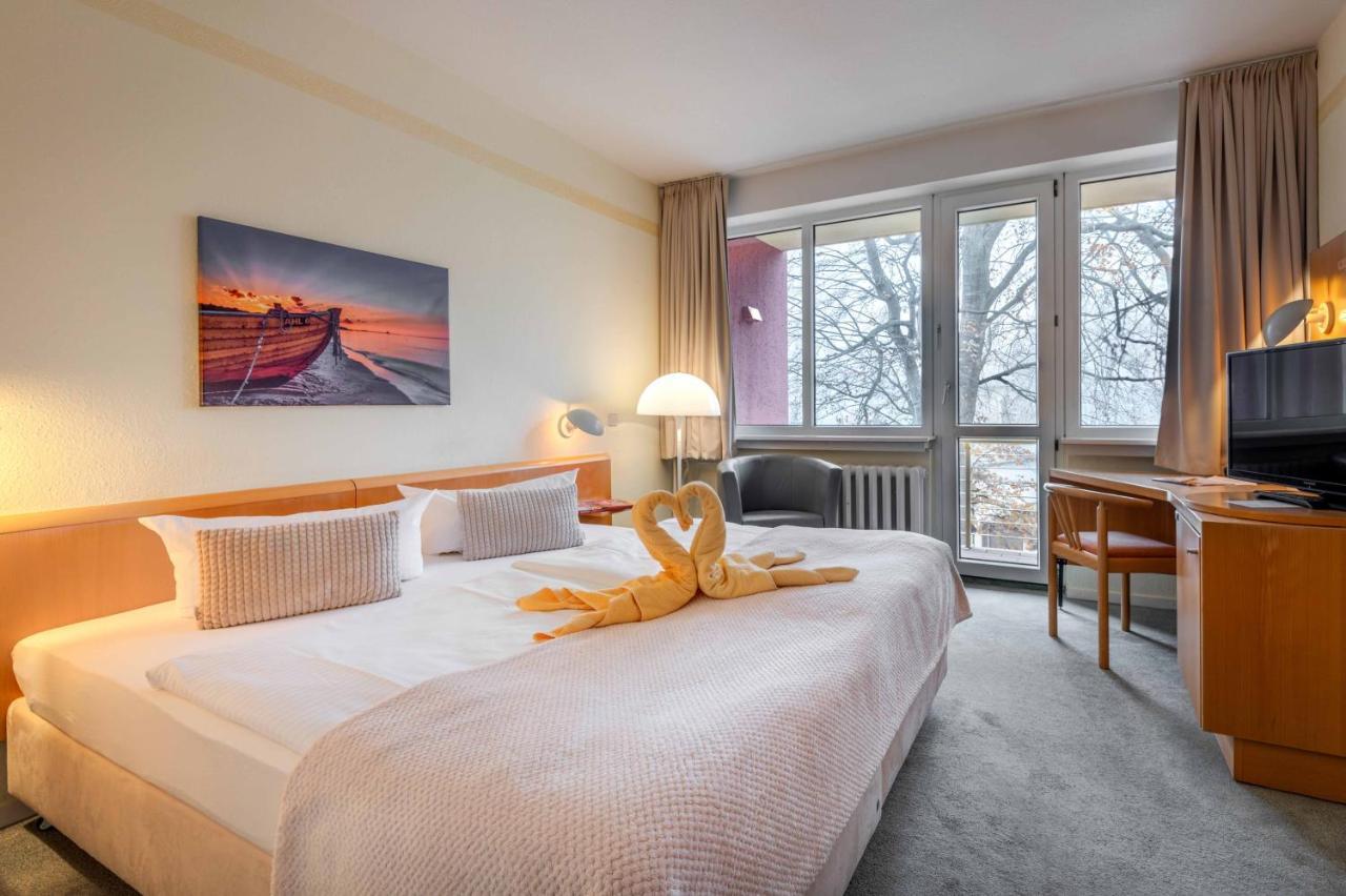 Hotel Wald Und See Heringsdorf  Bagian luar foto