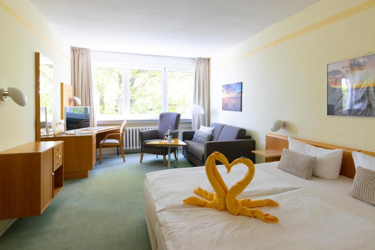 Hotel Wald Und See Heringsdorf  Bagian luar foto